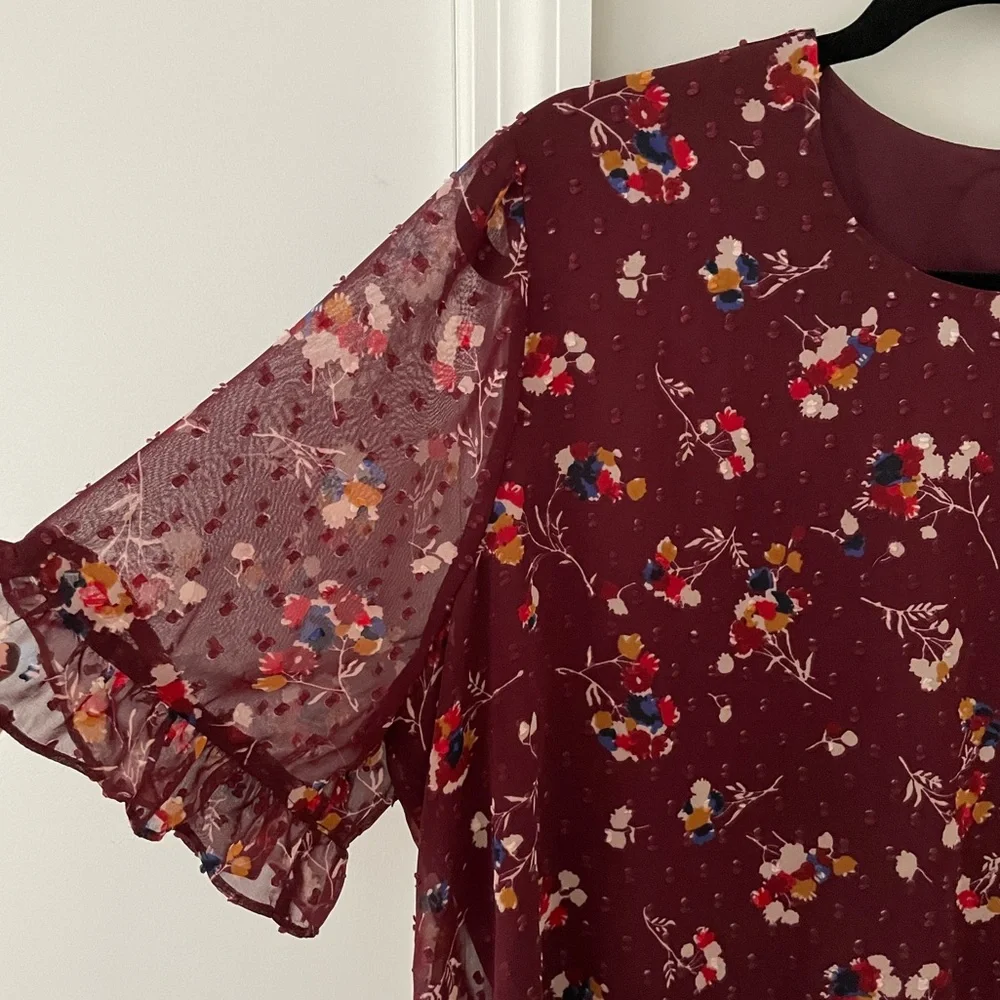 Madewell Ruffle Peplum Swing Top in Clipdot Carnation Toss - Picture 4 of 9